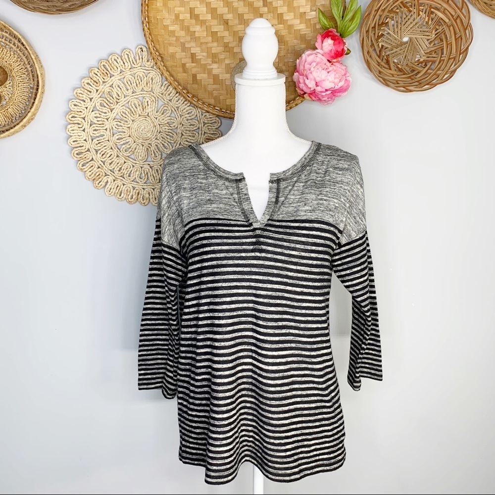 Two By Vince Camuto | Striped V-Neck Long Sleeve